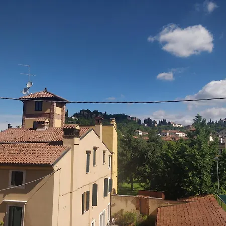 Apartment Scusari *